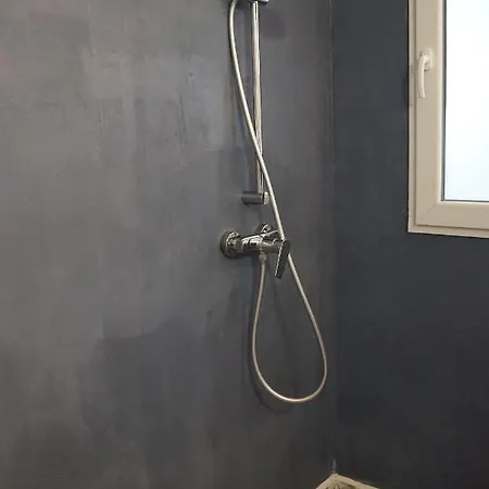 Πανσιόν Les V Elements Dourges